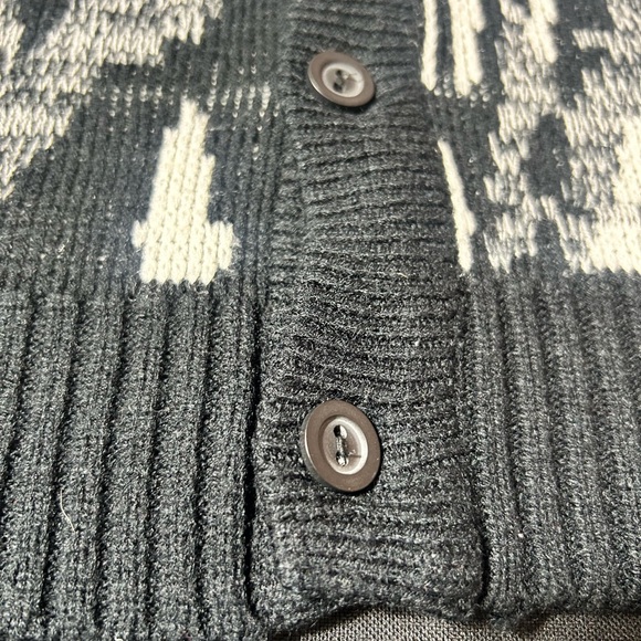 Black and White Swirl Leather Detail Cardigan - Picture 4 of 15